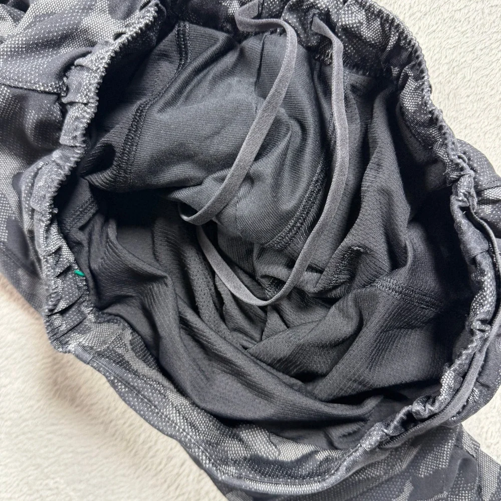 Lululemon Surge Shorts Mens Small Black Camo 6